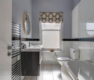 Apartment 2 83 Myrtlefield Park, Belfast, BT9 6NG - Photo 2