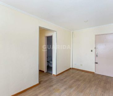 Apartamento de 1 dormitório no bairro Cristal, andar alto 11º . - C... - Photo 1