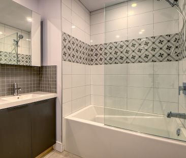 Condo for rent, Montréal (Villeray/Saint-Michel/Parc-Extension) - Photo 3