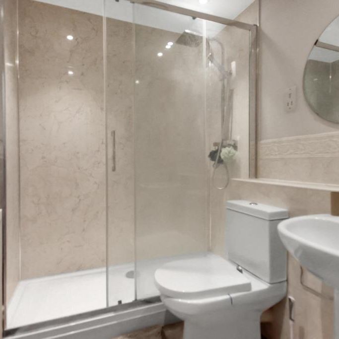 4 bedroom terraced house to rent - Photo 1