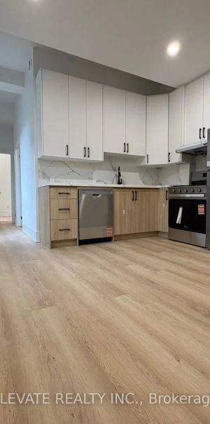 70 Lansdowne Avenue #4 - Photo 1