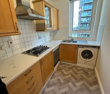 4 bedroom flat share to rent - Photo 1