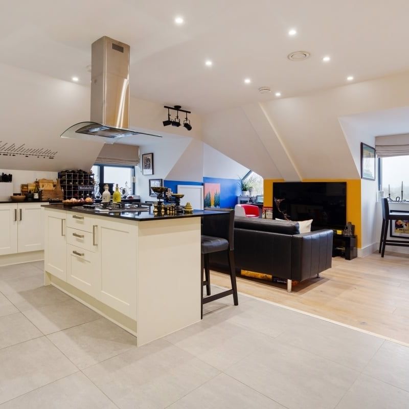 2 bedroom flat to rent - Photo 1