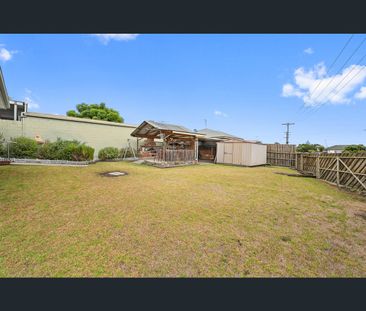 42 Alexander Ave, Moe, Vic 3825 - Photo 4