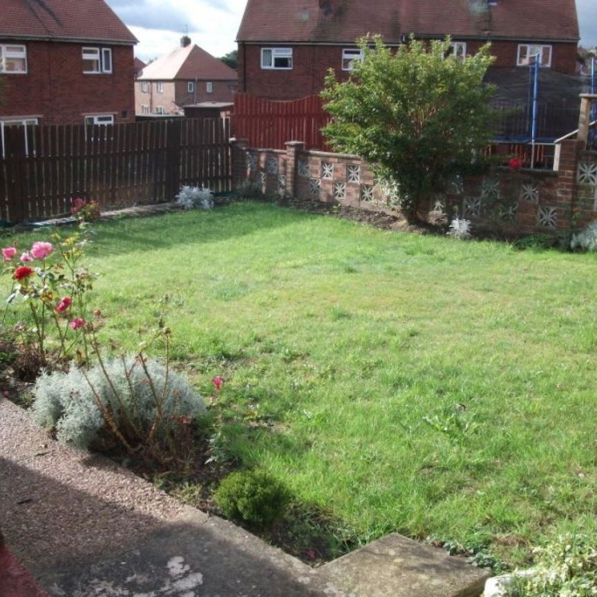 2 bed Semi-Detached - To Let - Photo 1