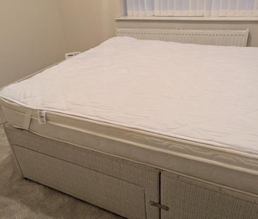 Room in a Shared House, Hamilton Road, B67 - Photo 1