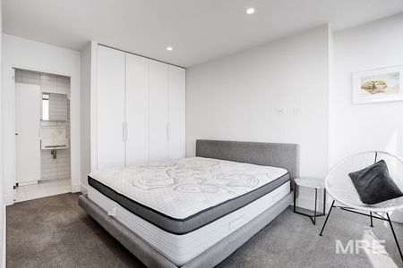 3003/500 Elizabeth Street, Melbourne - Photo 5