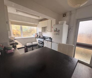 4 bedroom house to rent - Photo 4