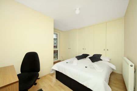 Room in a Shared House, Camden Road, NW1 - Photo 2