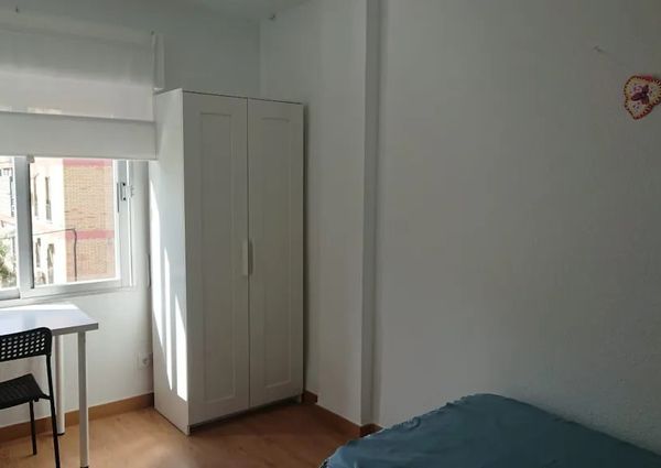 Calle Cataluña, Getafe, Community of Madrid 28903