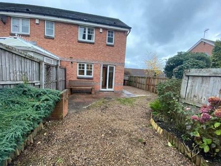 The Gardens, Middleton, Leeds, LS10 - Photo 4