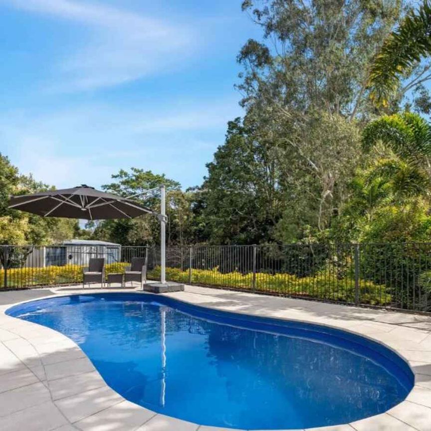 MORAYFIELD - POWERED SHED & POOL - Photo 1