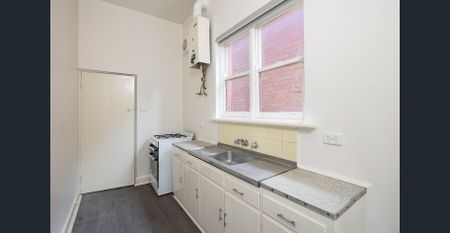 In the Heart of it All - Photo 2