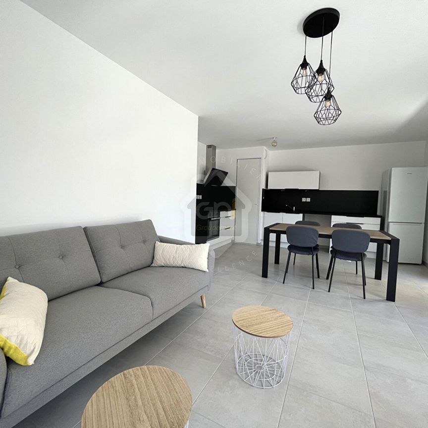 BEAU T3 MEUBLÉ, - Photo 1