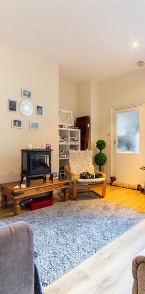 2 bed flat to rent in Mowbray Street, Newcastle Upon Tyne, NE6 - Photo 1