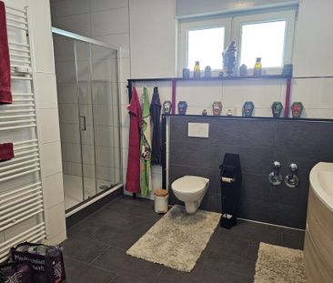 Prov.-frei Duisburg Süd – Großenbaum, Neubauwohnung (3. OG) - Photo 1