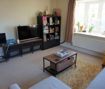 Scarlett Avenue, Aylesbury, Wendover - Photo 5