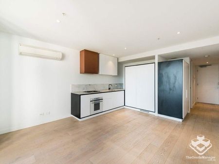 Urban Living at Walter Apartments - Photo 5