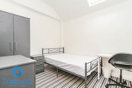 2 bed Apartment for Rent - Photo 5