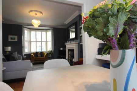 3 bedroom terraced house to rent - Photo 3