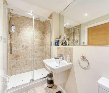 Estuary View, Victory Boulevard, Lytham St Annes, Lancashire, FY8 - Photo 6