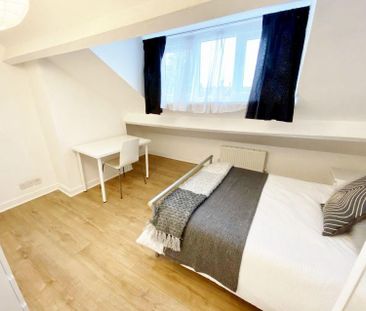 3 bedroom house share to rent - Photo 3