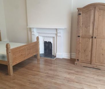 1 Bed Flat, Wavertree, L15 - Photo 3