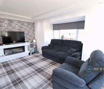 2 bedroom end of terrace house to rent - Photo 2