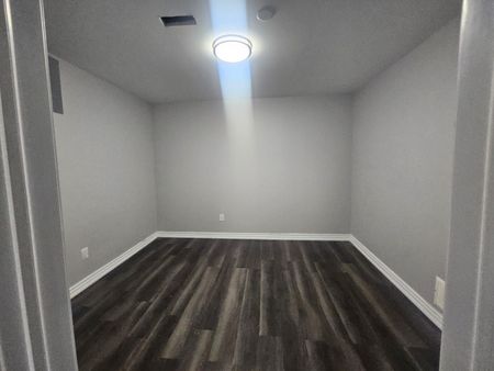 For Lease - 73 Morning Dew (Basement) Road, Toronto, Ontario - Photo 3