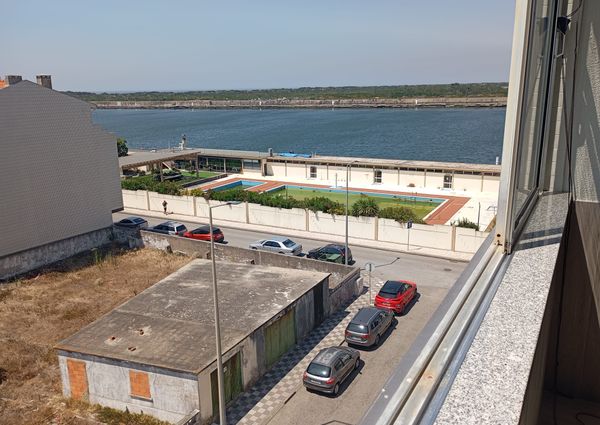 Apartamento T1 na Praia da Barra.