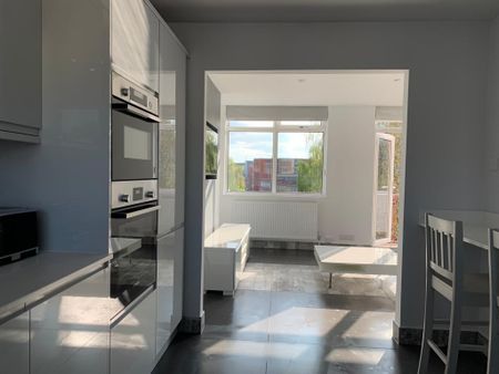 2 bedroom flat to rent - Photo 4