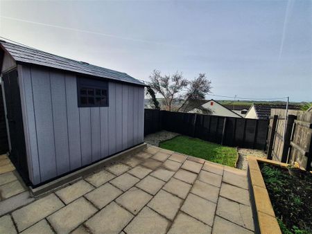 2 bedroom semi-detached house to rent - Photo 2