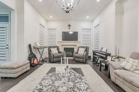 For Lease - 3207 Millicent Avenue, Oakville, Ontario - Photo 3