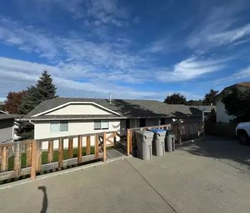 Main floor unit in Carmel Court, Kamloops | 580 Carmel Court, Kamloops - Photo 1