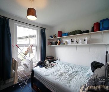 16 The Crescent - Photo 3