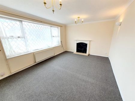 3 Bedroom House to Rent in Deeble Road, Kettering, Northants, NN15 - Photo 2