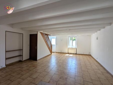 Location Maison 7 pièces 69m² COGNAC 16100 - Photo 2