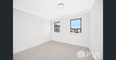 Brand New 5 Bedroom House! - Photo 3