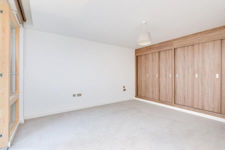 3 bedroom apartment to rent - Photo 4