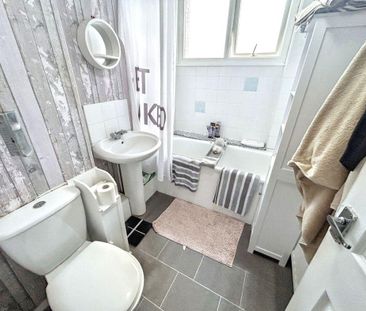 3 bed terraced house to rent in NE12 - Photo 1