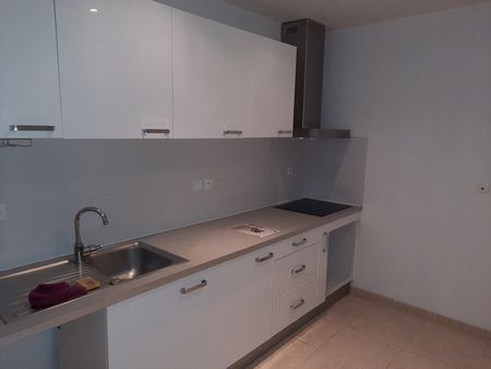 Villa - Photo 2