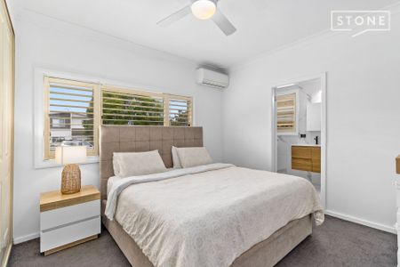 Shortland - Photo 2