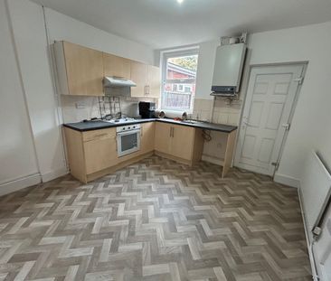 3 Bed Terraced House, Burford Road, NG7 - Photo 5