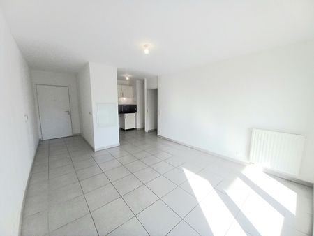 MARSEILLE 12EME APPARTEMENT RECENT TERRASSE ET PARKING, - Photo 4