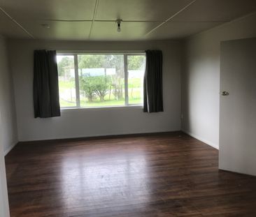 This home is need of a family, it has three bedrooms - one is of si... - Photo 1