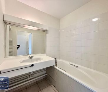 Location Appartement 1 pièce 25m² LYON 7ème - Photo 6