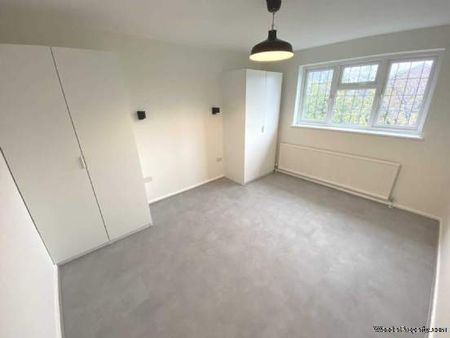 3 bedroom property to rent in Borehamwood - Photo 5