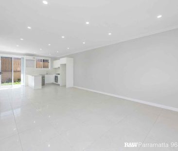 Modern 3 Bedroom Villa In Desirable Location - Photo 5
