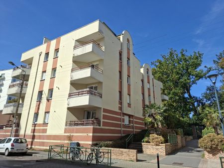 Appartement T2 à louer - 48 m² - Photo 4