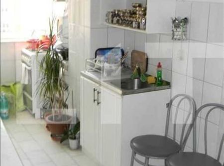 2 camere, decomandat in zona Piata Mihai Viteazul. - Photo 4